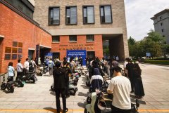 开展校内非灵活车平安教育周启动暨电动